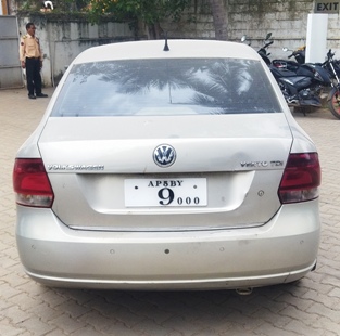Volkswagen Vento(2010-2012) Highline Diesel