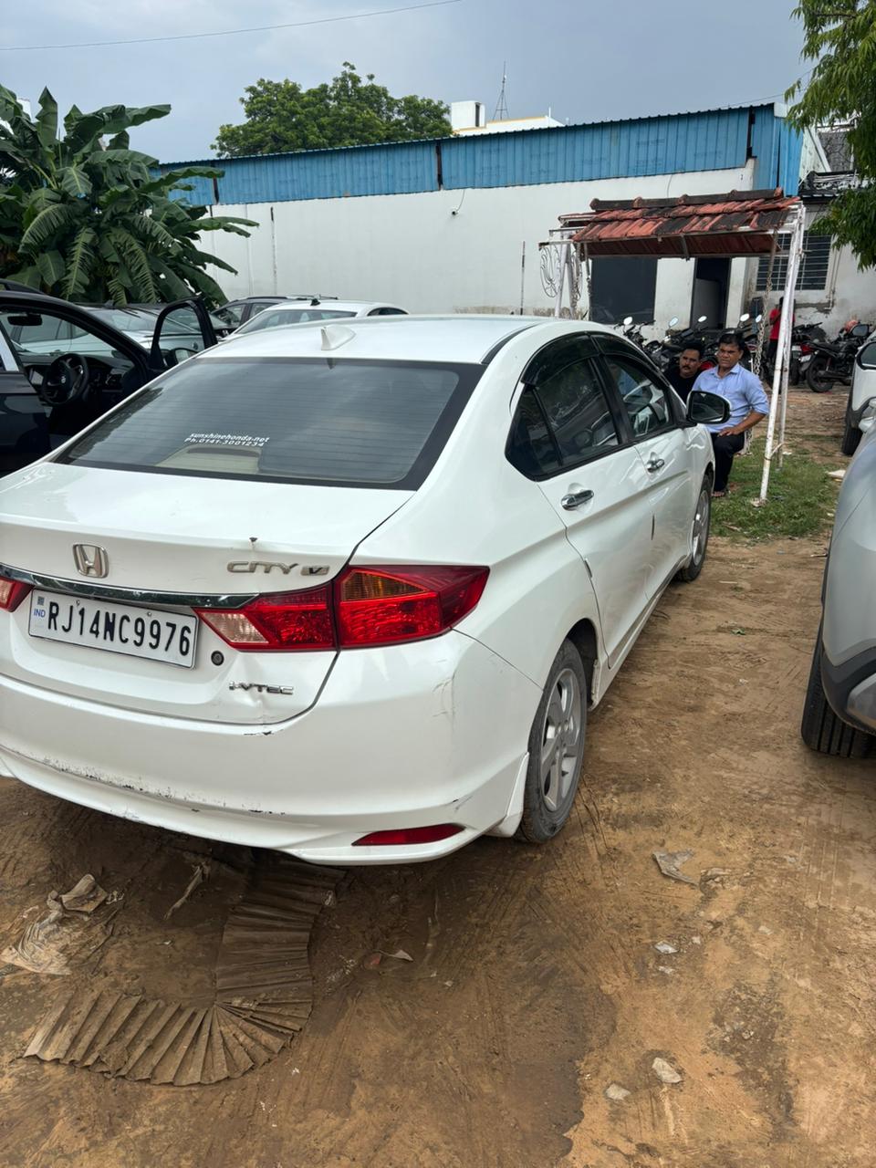 Honda City(2014-2017) V Petrol