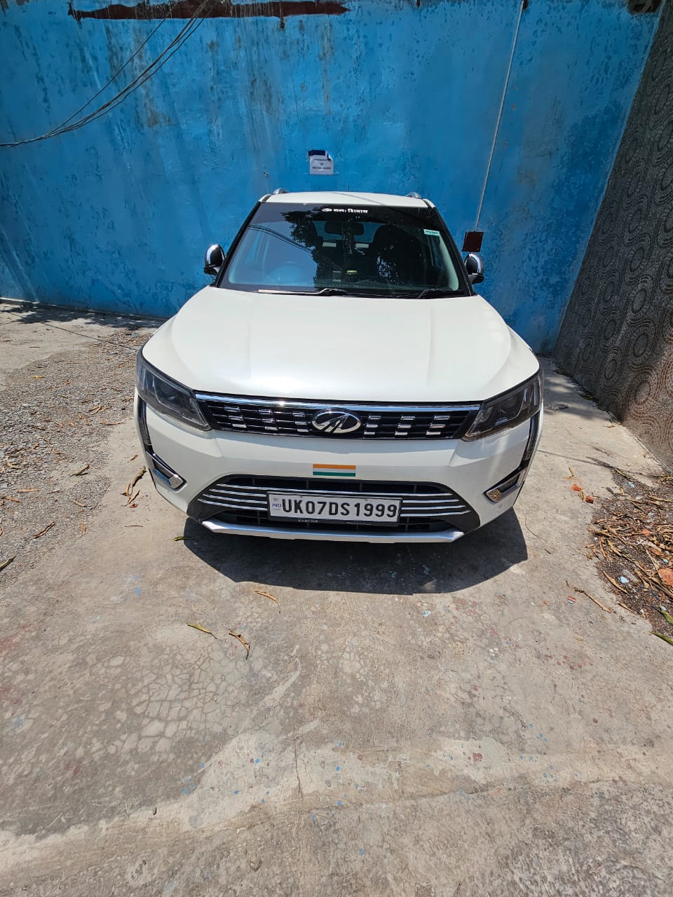 Mahindra Xuv300 1.2 W8 Bs-vi