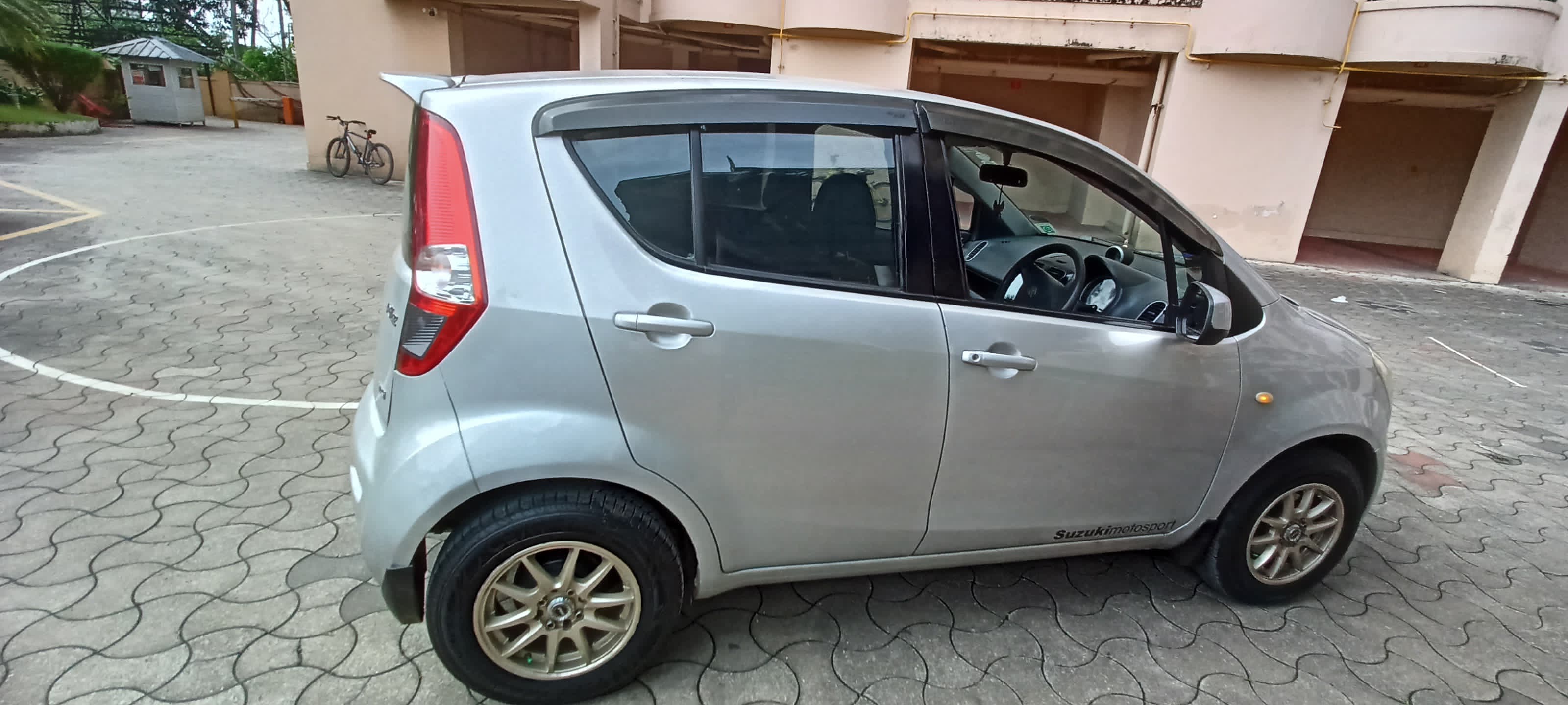 Maruti Suzuki Ritz(2009-2012) Vxi Bs-iv