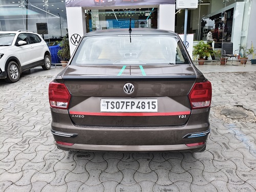Volkswagen Ameo(2016-2019) Highline 1.5l (d)
