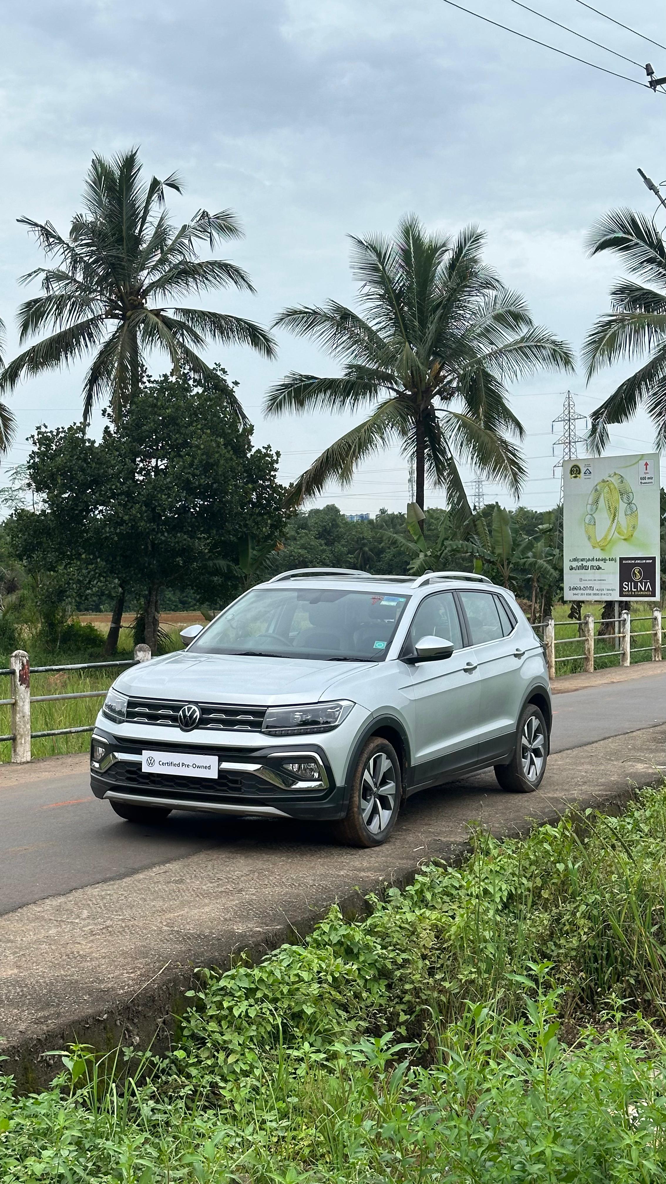 Volkswagen Taigun(2021-2023) Topline 1.0 Tsi At
