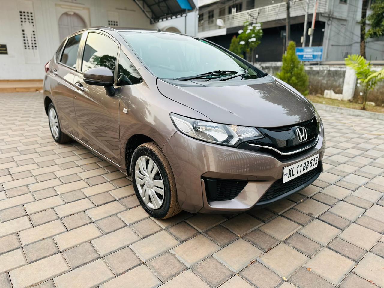 Honda Jazz(2015-2018) S Petrol