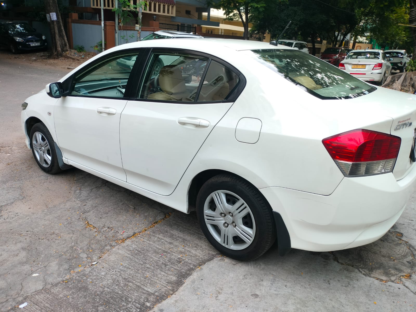 Honda City(2008-2011) S Petrol