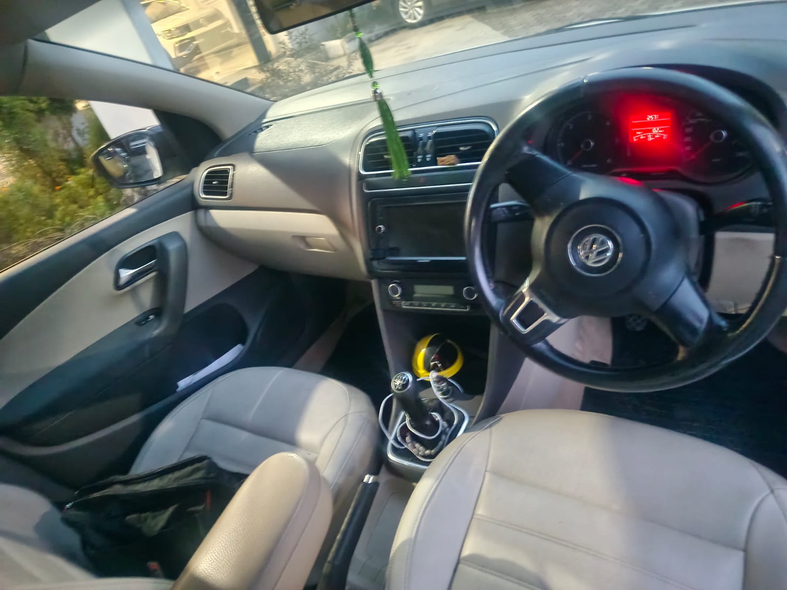 Volkswagen Vento(2012-2014) Highline Diesel