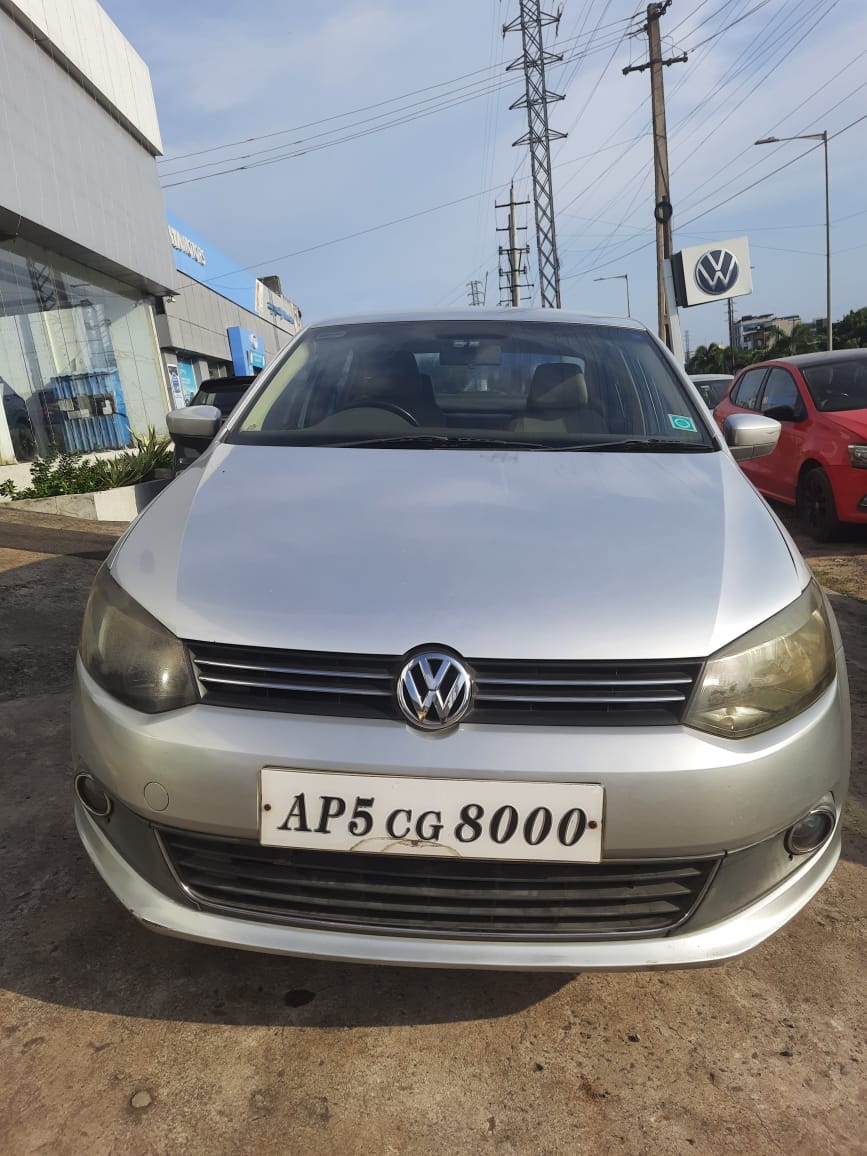 Volkswagen Vento(2010-2012) Highline Diesel