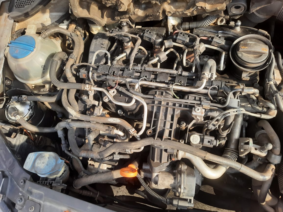 Volkswagen Vento(2010-2012) Highline Diesel