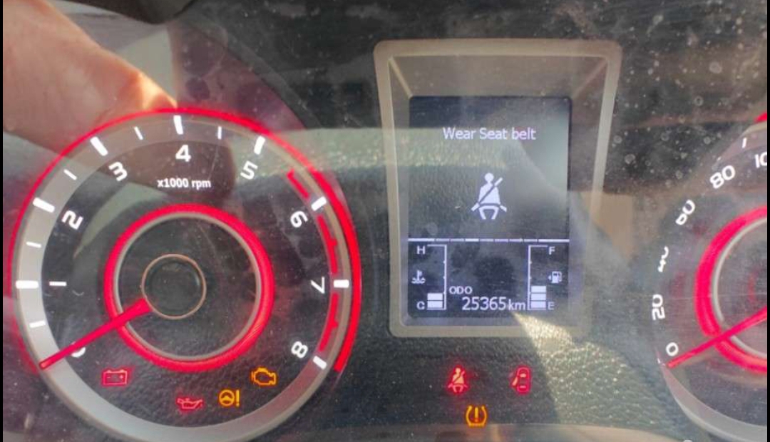 Mahindra Xuv300 1.2 W8 Bs-vi
