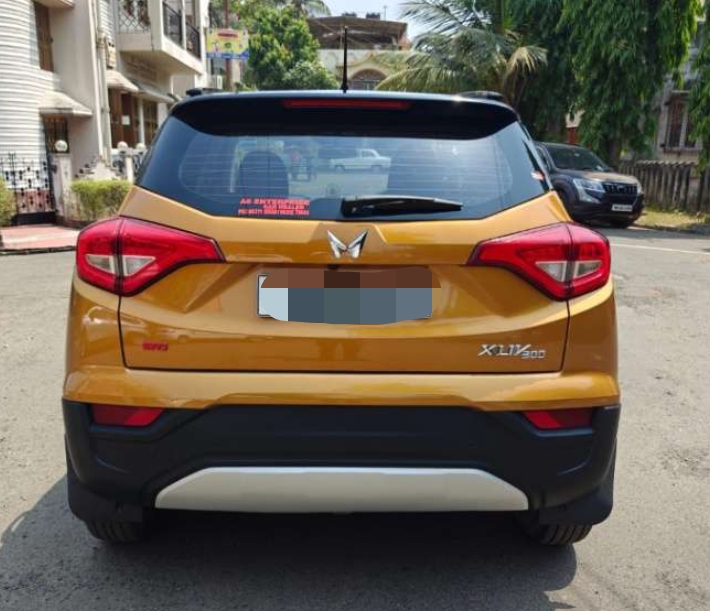 Mahindra Xuv300 1.2 W8 Bs-vi