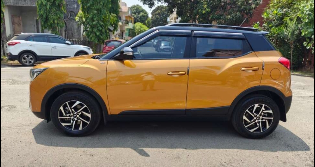 Mahindra Xuv300 1.2 W8 Bs-vi