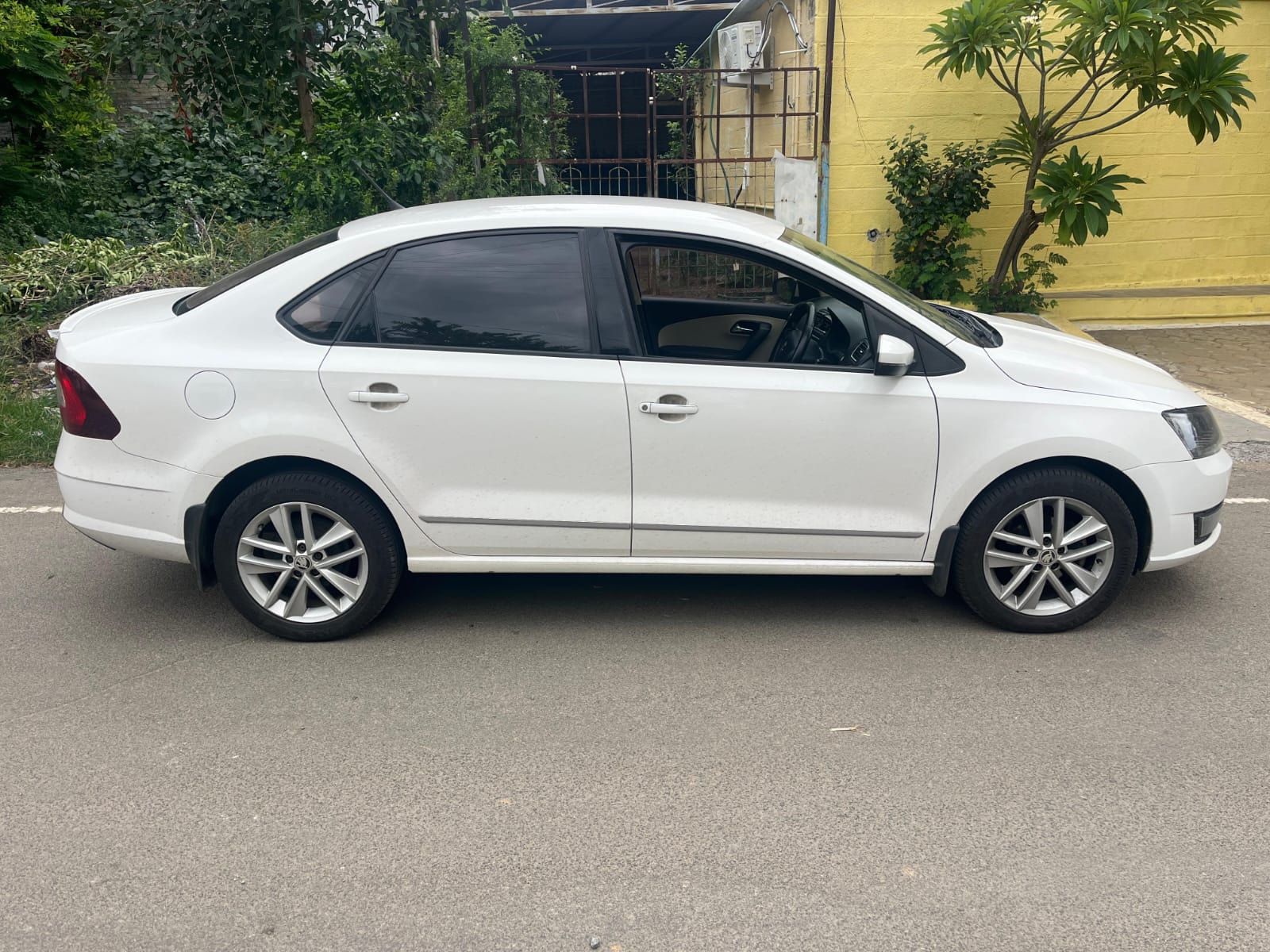 Skoda Rapid(2016-2020) Style 1.5 Tdi