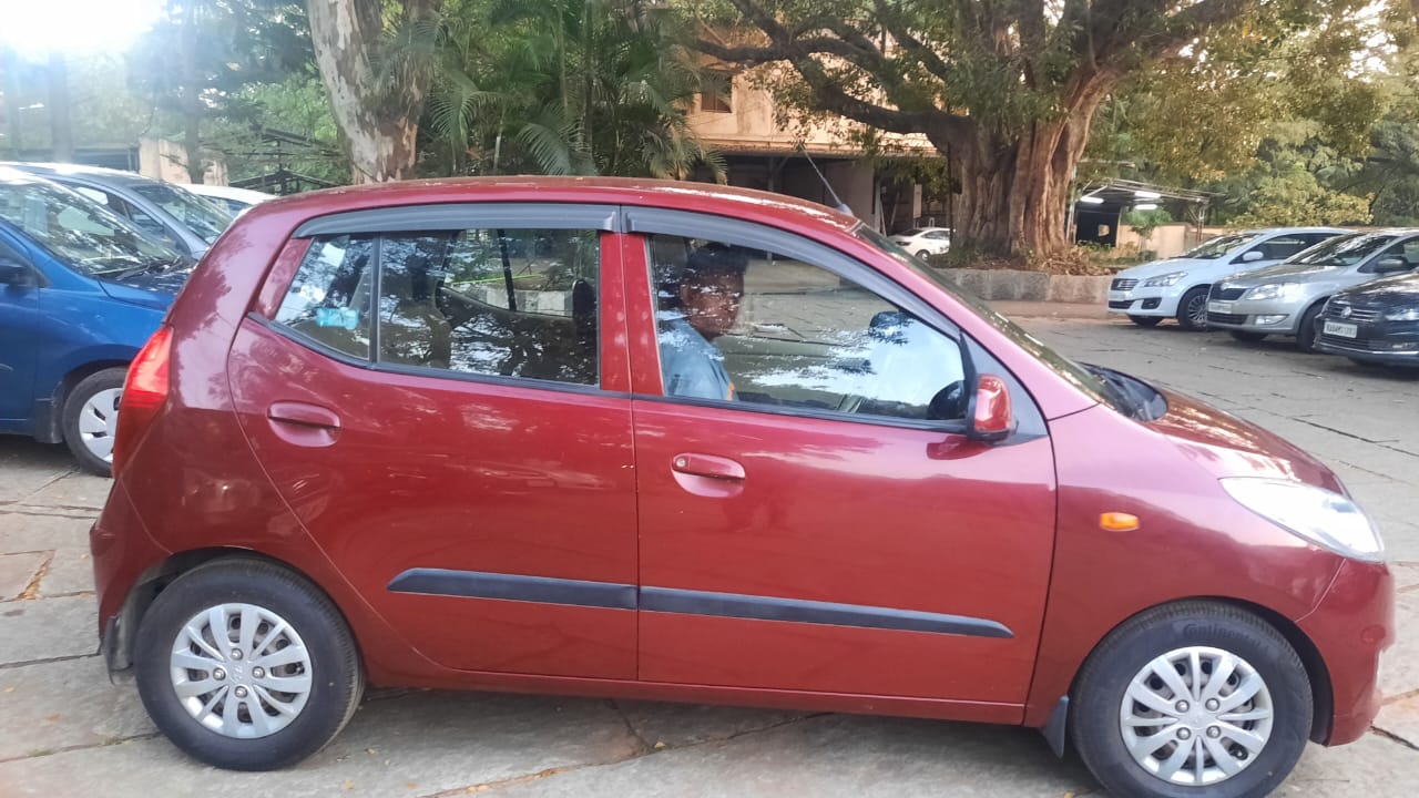 Hyundai I10(2010-2017) Sportz 1.2 Kappa 2 O