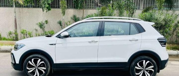Volkswagen Taigun Highline 1.0 Tsi At