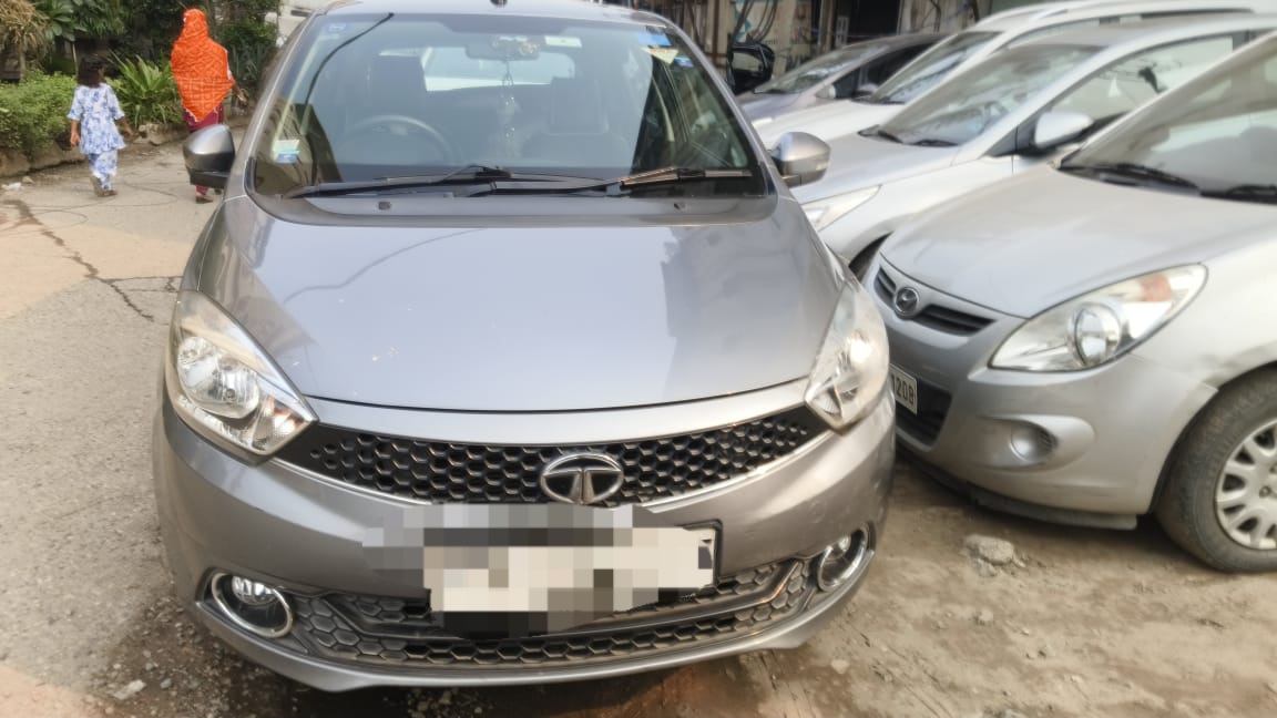 Tata Tiago Revotron Xz Plus