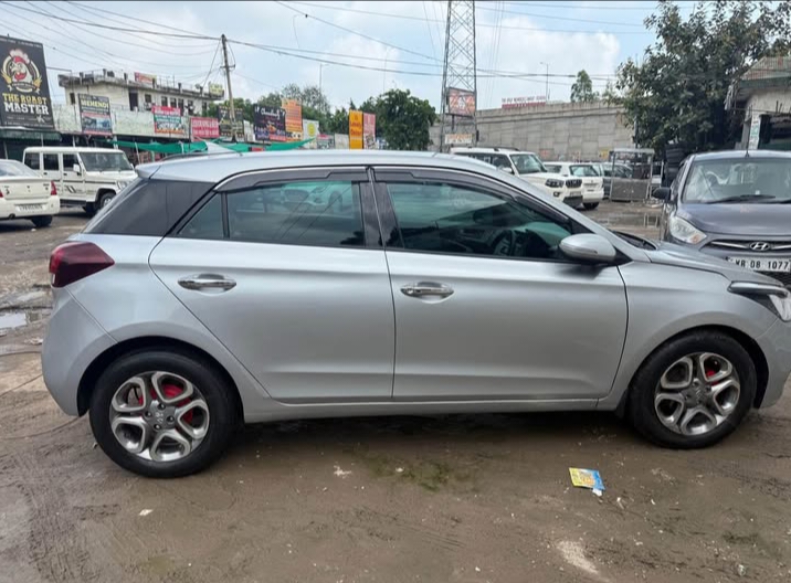 Hyundai I20(2012-2014) Magna O 1.4 Crdi