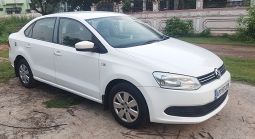 Volkswagen Vento(2010-2012) Comfortline Petrol
