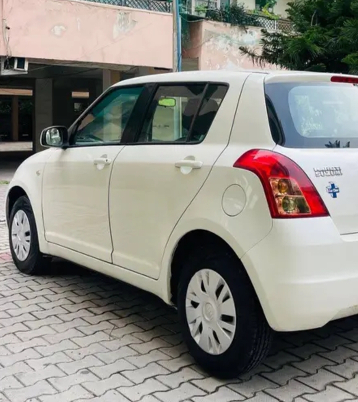 Maruti Suzuki Swift(2005-2010) Lxi