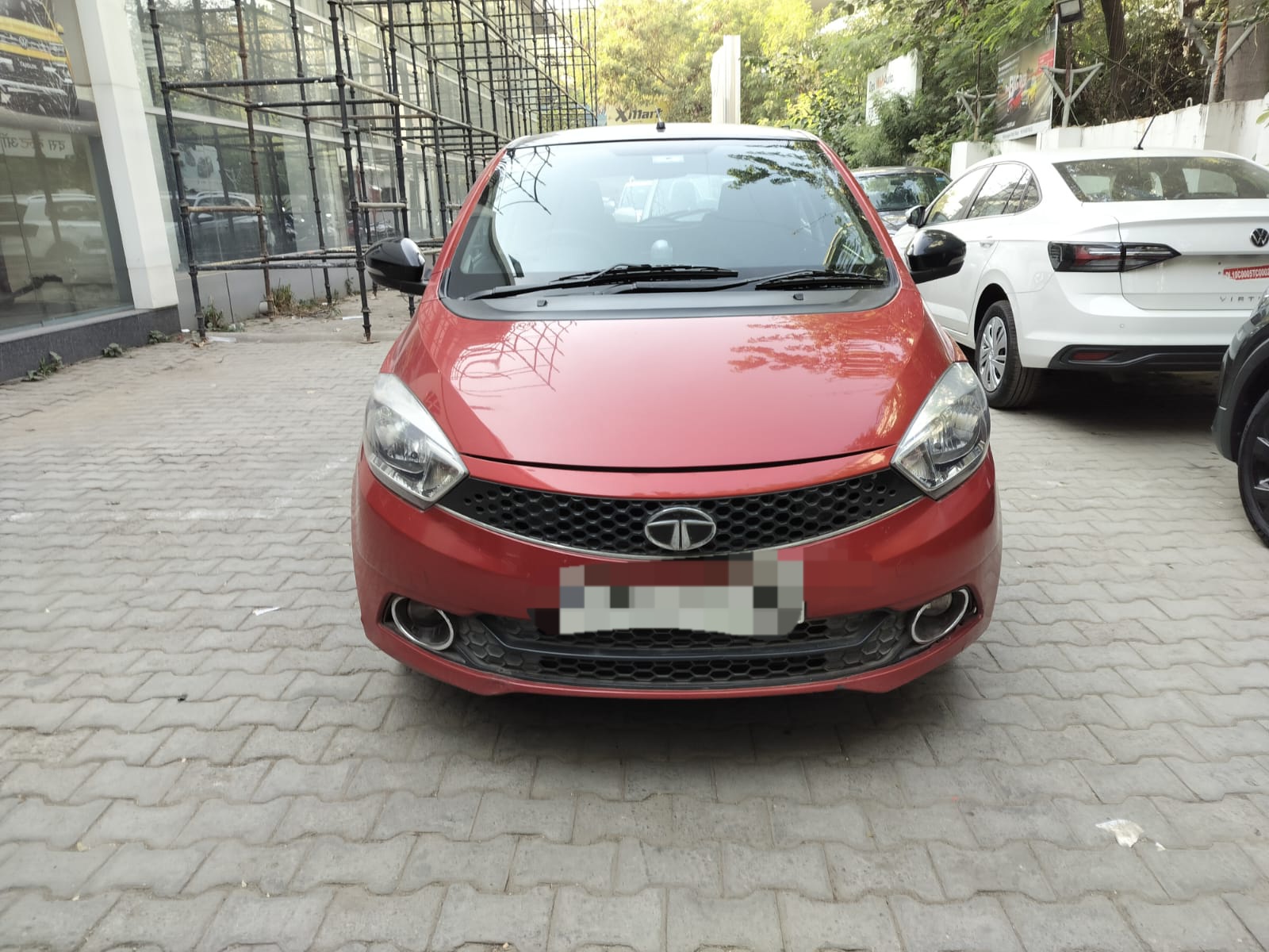 Tata Tiago Revotron Xt