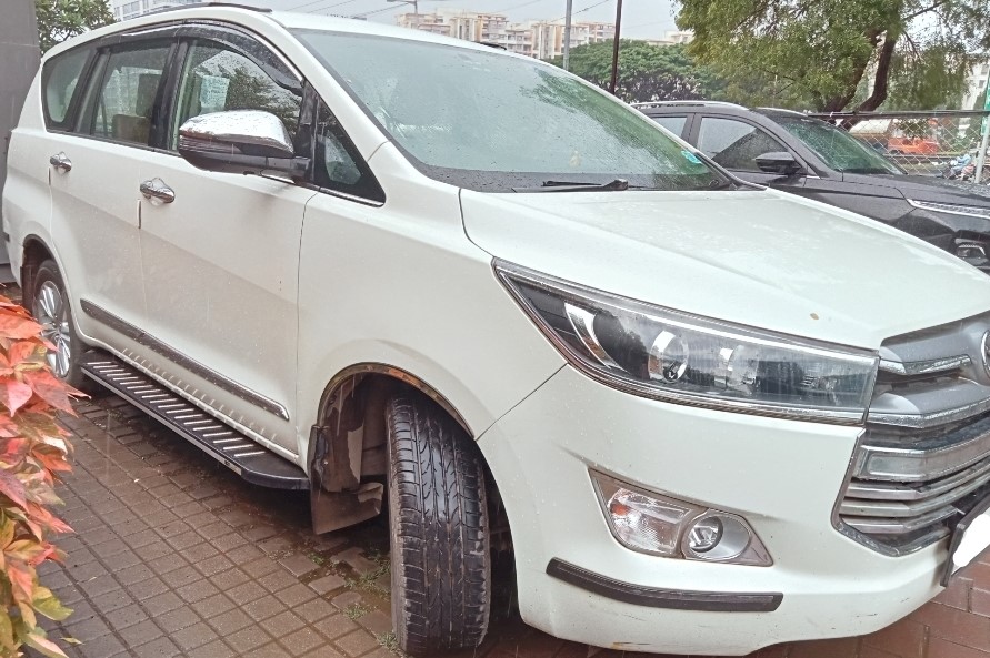 Toyota Innova Crysta(2016-2020) 2.8 Z 7 Str