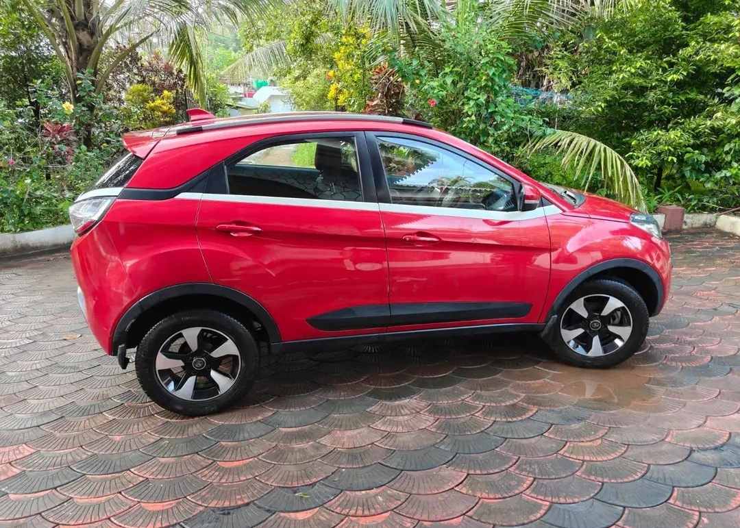 Tata Nexon(2020-2023) Xza Plus Diesel S