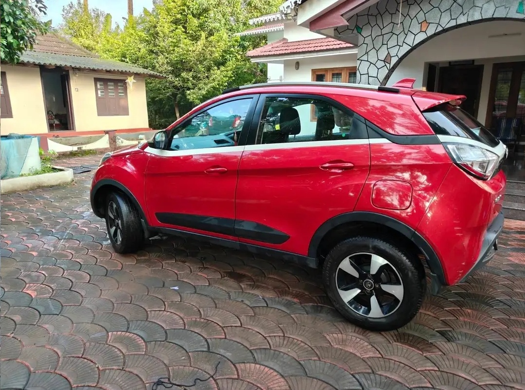 Tata Nexon(2020-2023) Xza Plus Diesel S