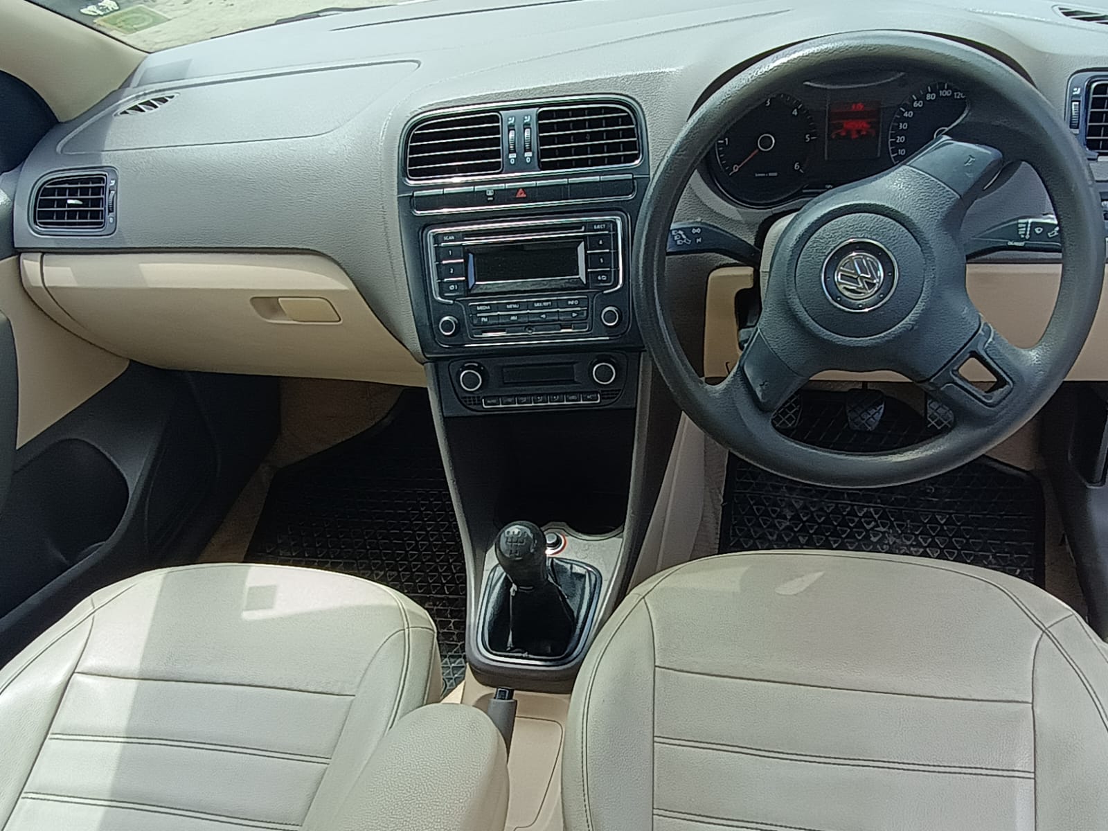 Volkswagen Vento(2012-2014) Comfortline Diesel