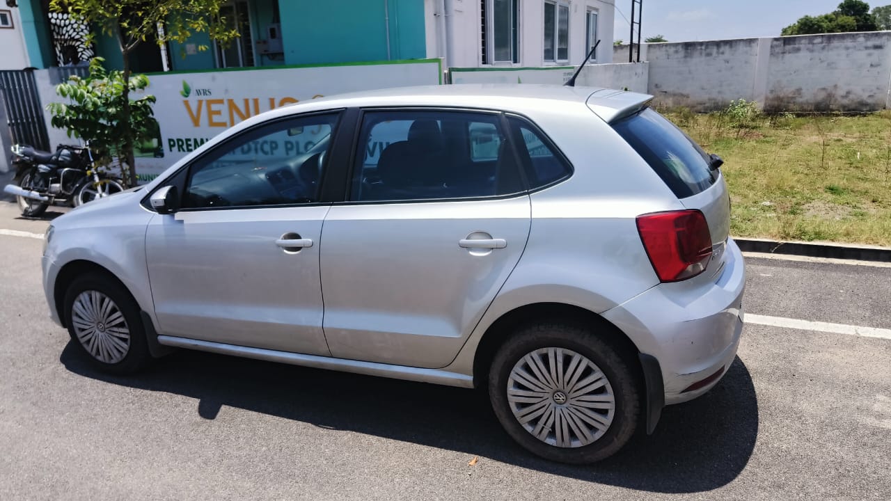 Volkswagen Polo(2016-2019) Comfortline 1.0l P