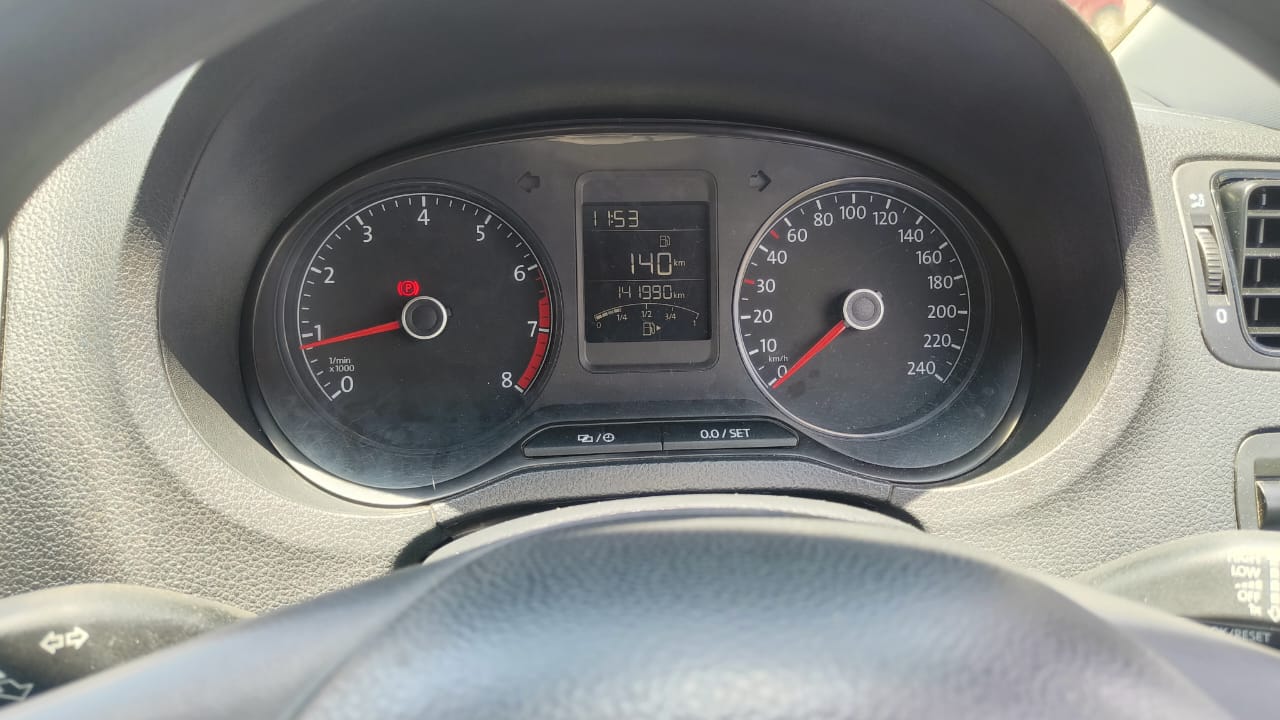 Volkswagen Polo(2016-2019) Comfortline 1.0l P