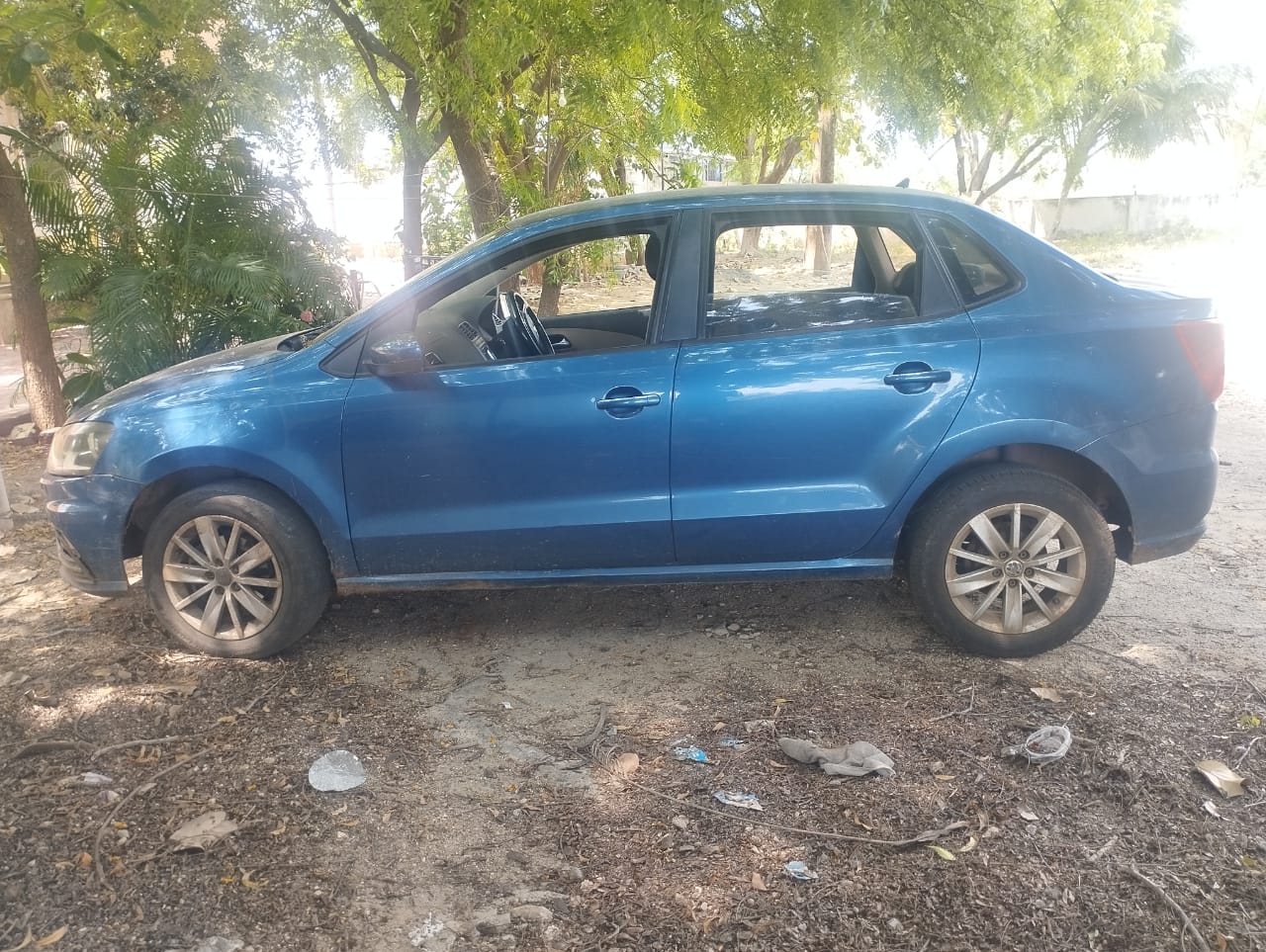 Volkswagen Ameo(2016-2019) Highline 1.5l (d)