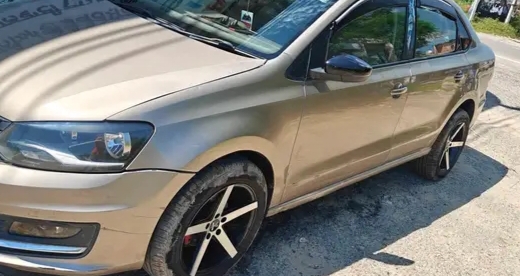 Volkswagen Vento(2010-2012) Highline Diesel
