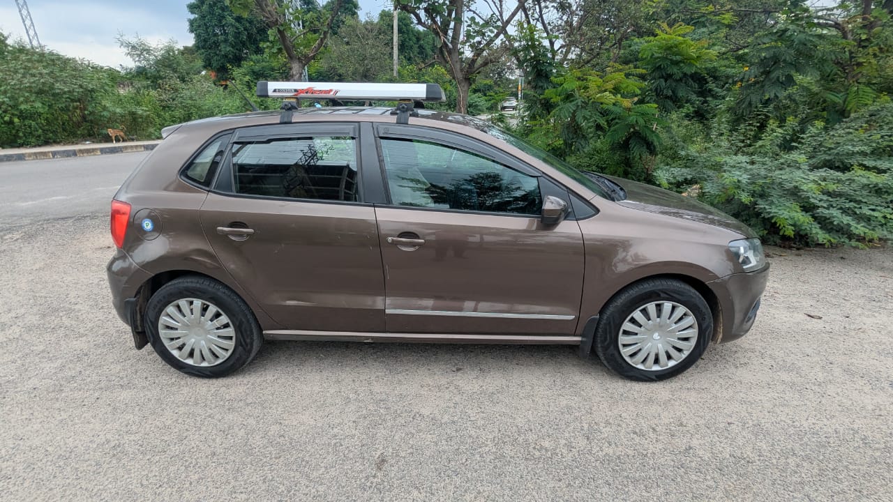Volkswagen Polo(2016-2019) Comfortline 1.0l P