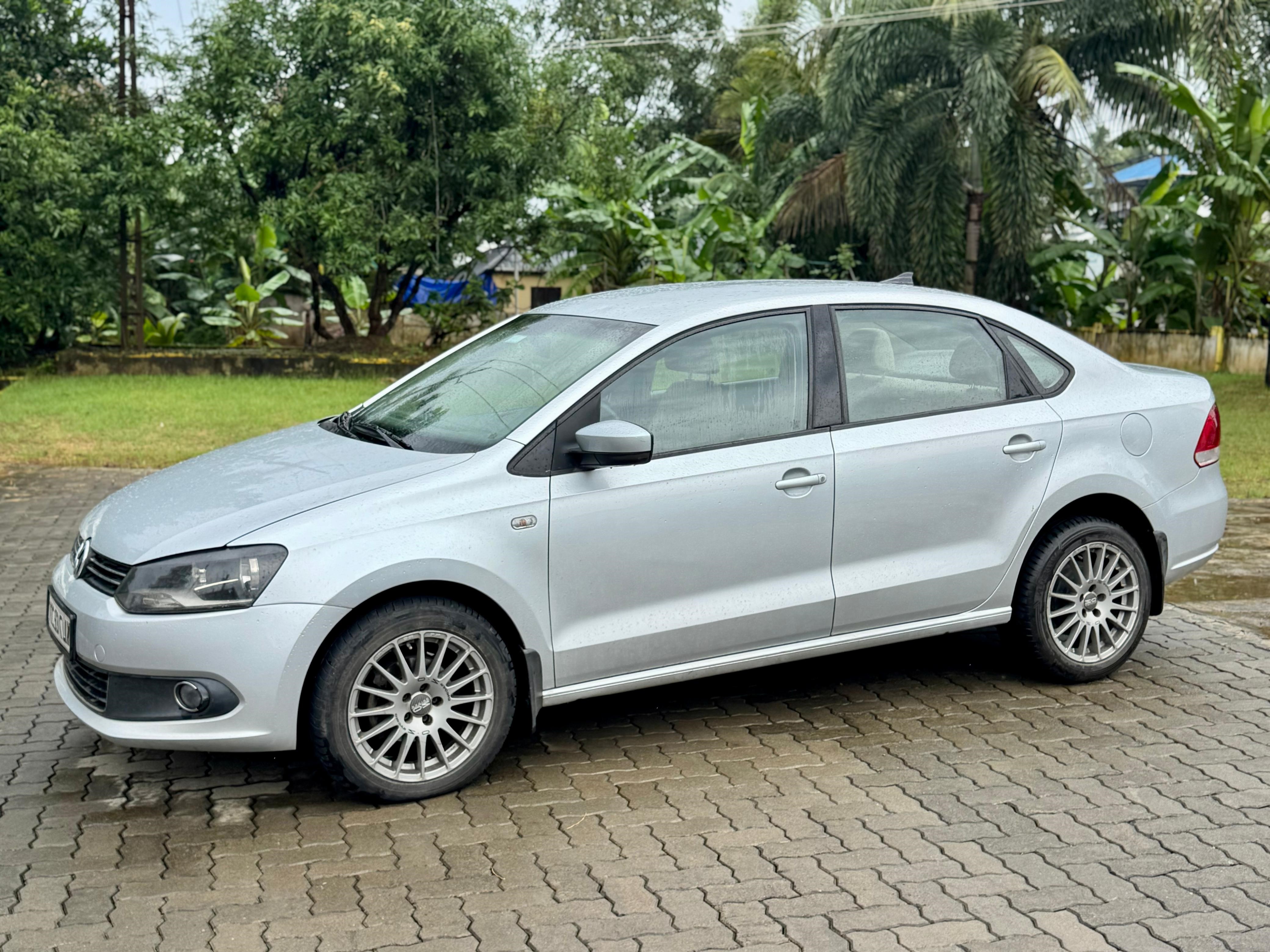 Volkswagen Vento(2014-2015) Highline Diesel At