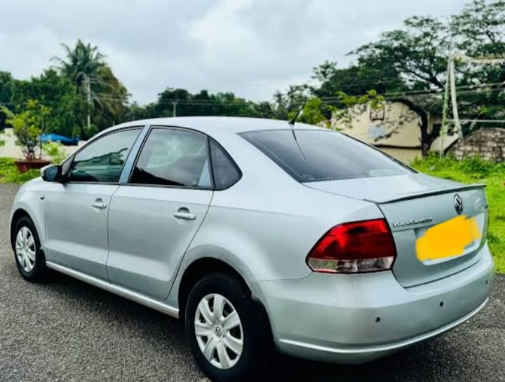 Volkswagen Vento(2010-2012) Highline Diesel
