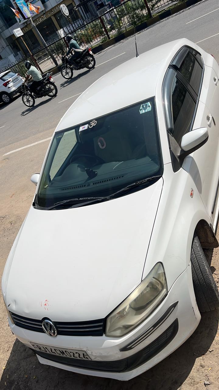 Volkswagen Polo(2010-2012) Highline 1.2l P