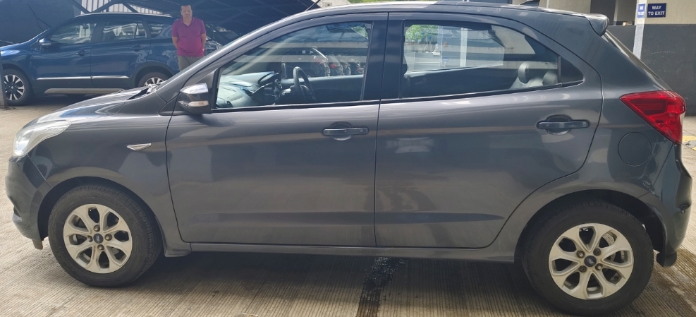 Ford Figo(2015-2019) Titanium 1.5 Ti-vct At