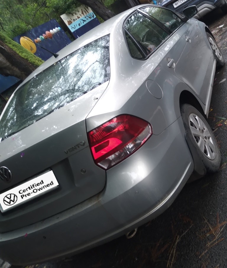 Volkswagen Vento(2010-2012) Comfortline Petrol