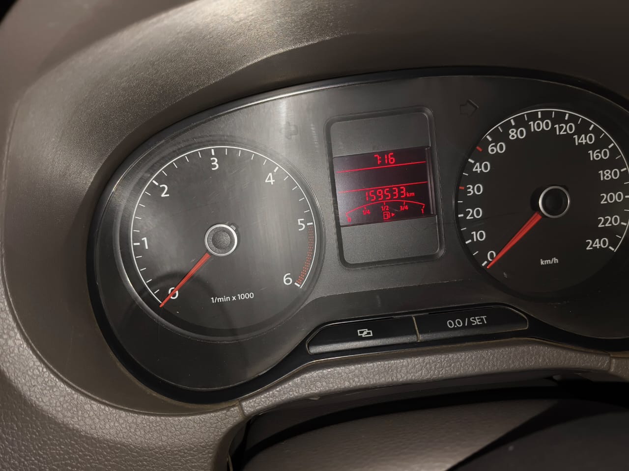 Volkswagen Vento(2012-2014) Highline Diesel
