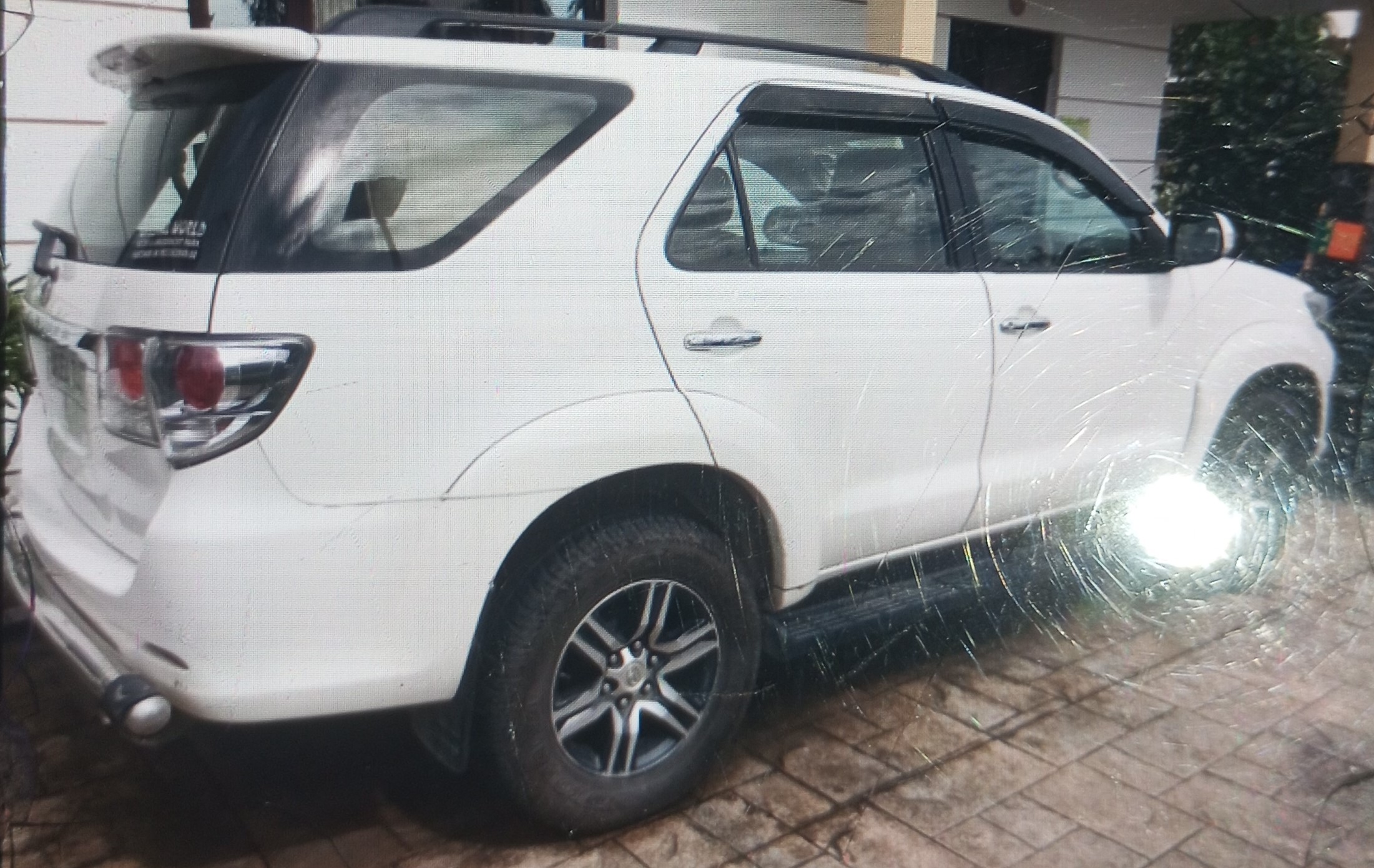 Toyota Fortuner(2012-2016) 3.0 4x2 Mt