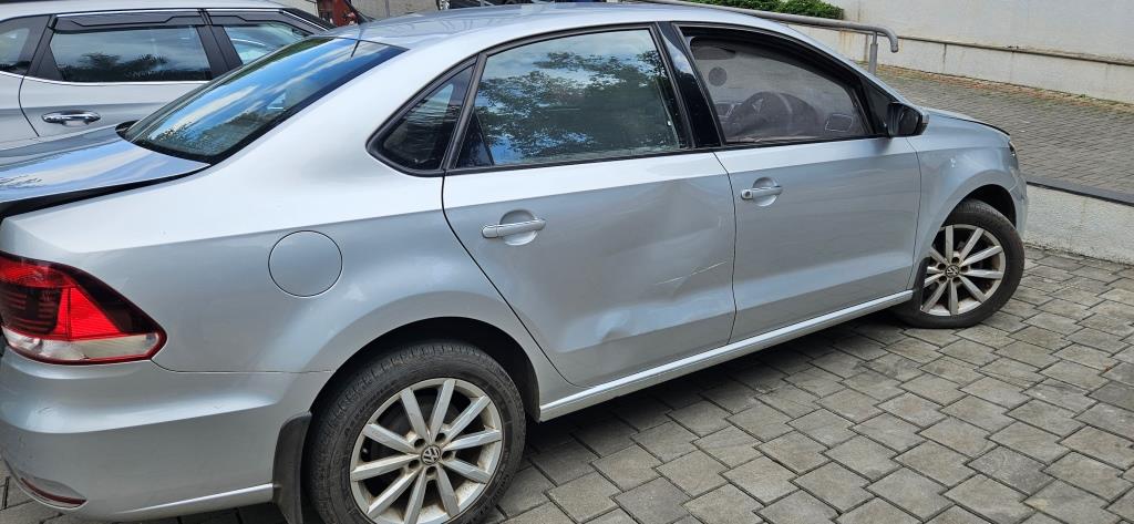 Volkswagen Vento(2015-2019) Highline Plus 1.2 Petrol At