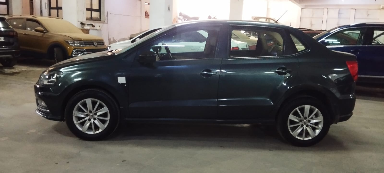 Volkswagen Ameo(2016-2019) Highline 1.0l Plus (p)