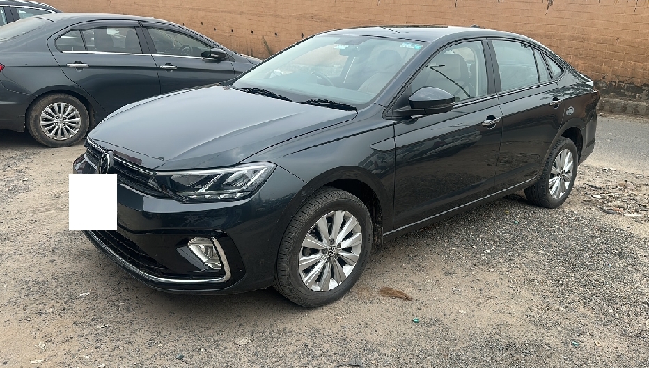 Volkswagen Virtus(2022-2023) Highline 1.0 Tsi Mt