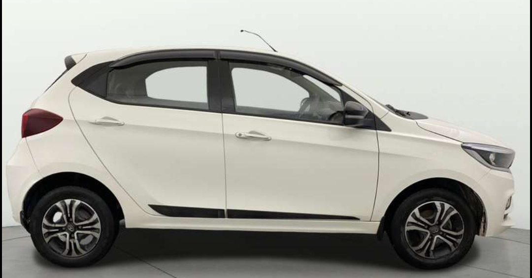 Tata Tiago Xz Plus Cng
