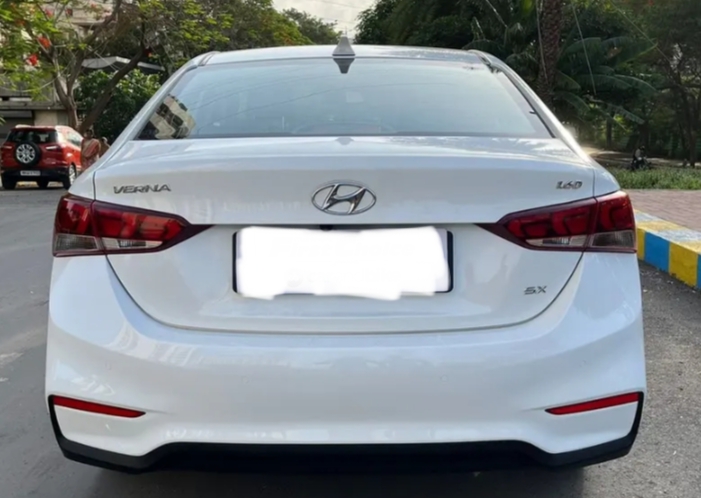Hyundai Verna(2017-2020) 1.6 Crdi Sx Plus At
