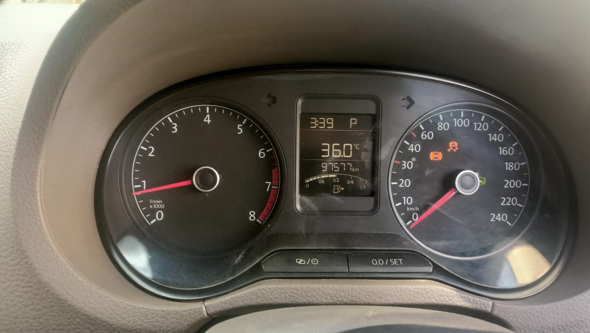 Volkswagen Vento(2015-2019) Highline 1.2 Petrol At