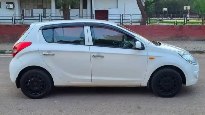 Hyundai I20(2010-2012) Magna 1.2