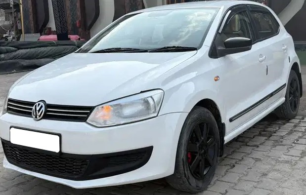 Volkswagen Polo(2010-2012) Highline 1.6l P