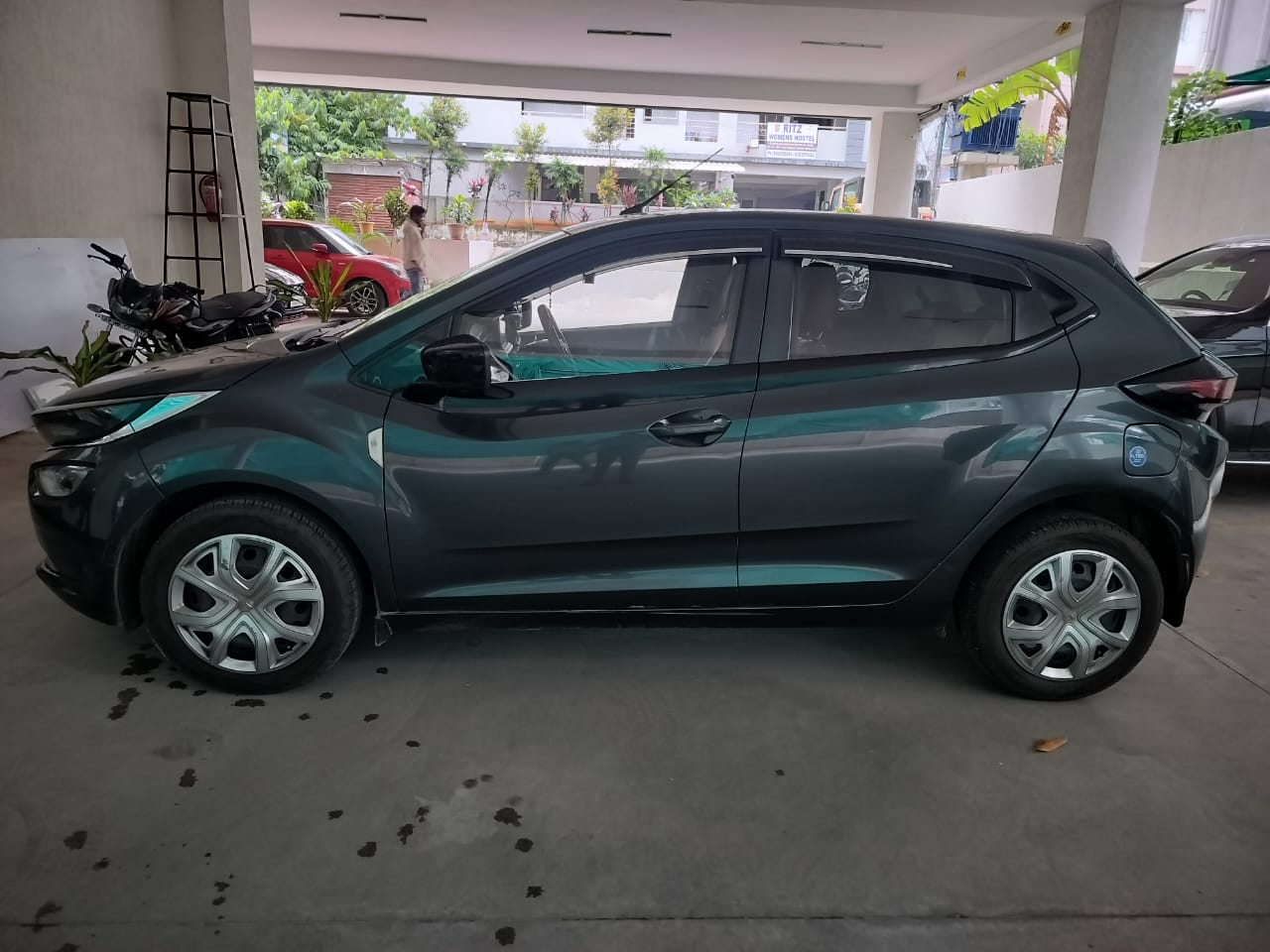 Tata Altroz(2020-2025) Xt Petrol
