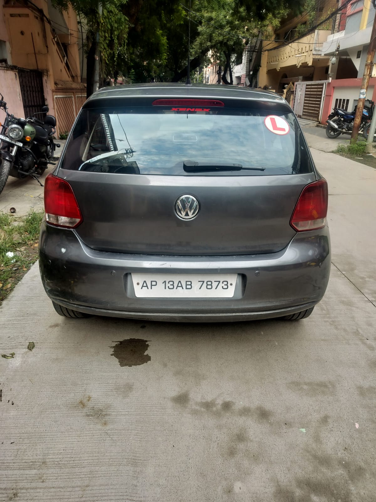 Volkswagen Polo(2010-2012) Highline 1.2l P