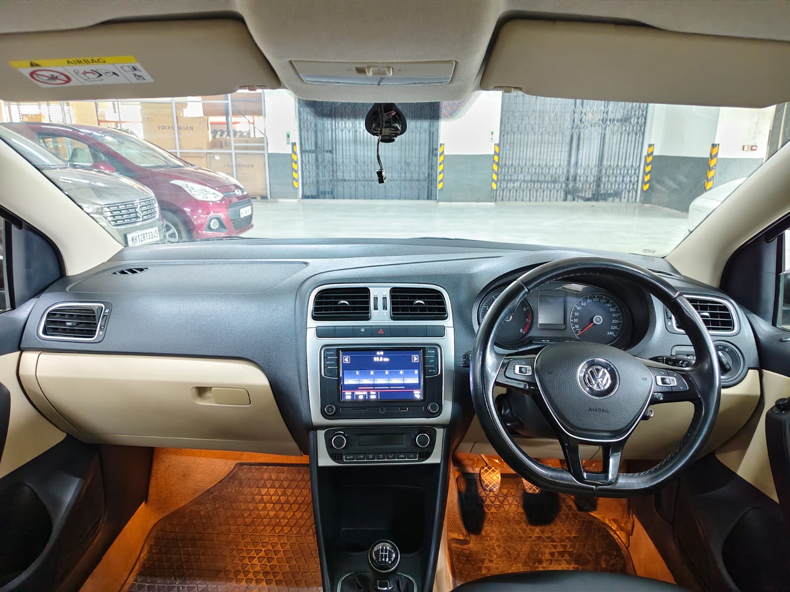 Volkswagen Ameo(2016-2019) Highline 1.0l Plus (p)