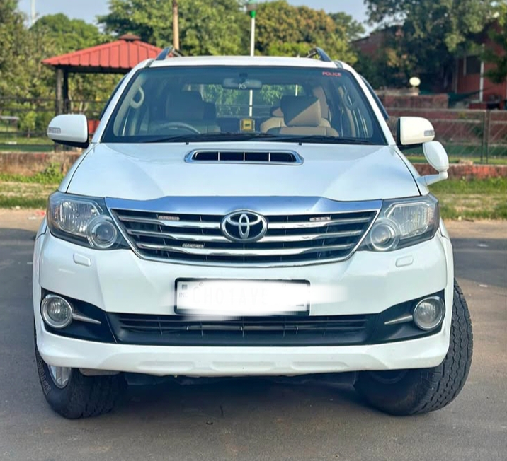 Toyota Fortuner(2009-2012) 3.0 Mt